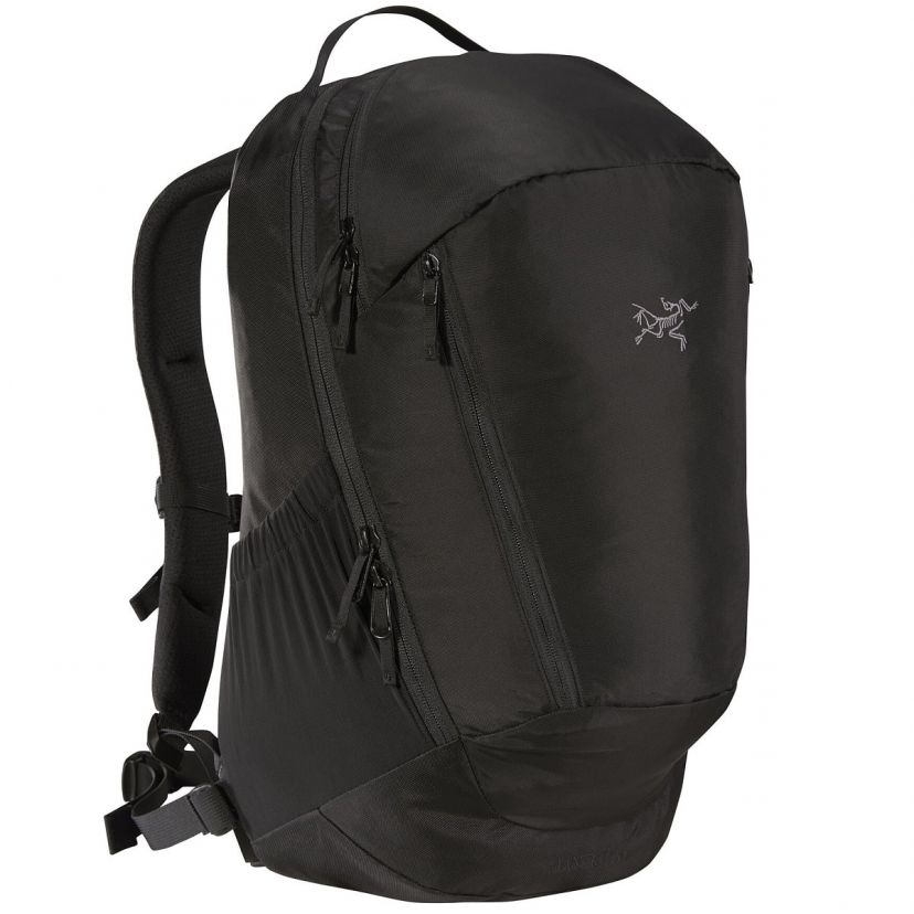 Arc'teryx Mantis 26 free time backpack with laptop case