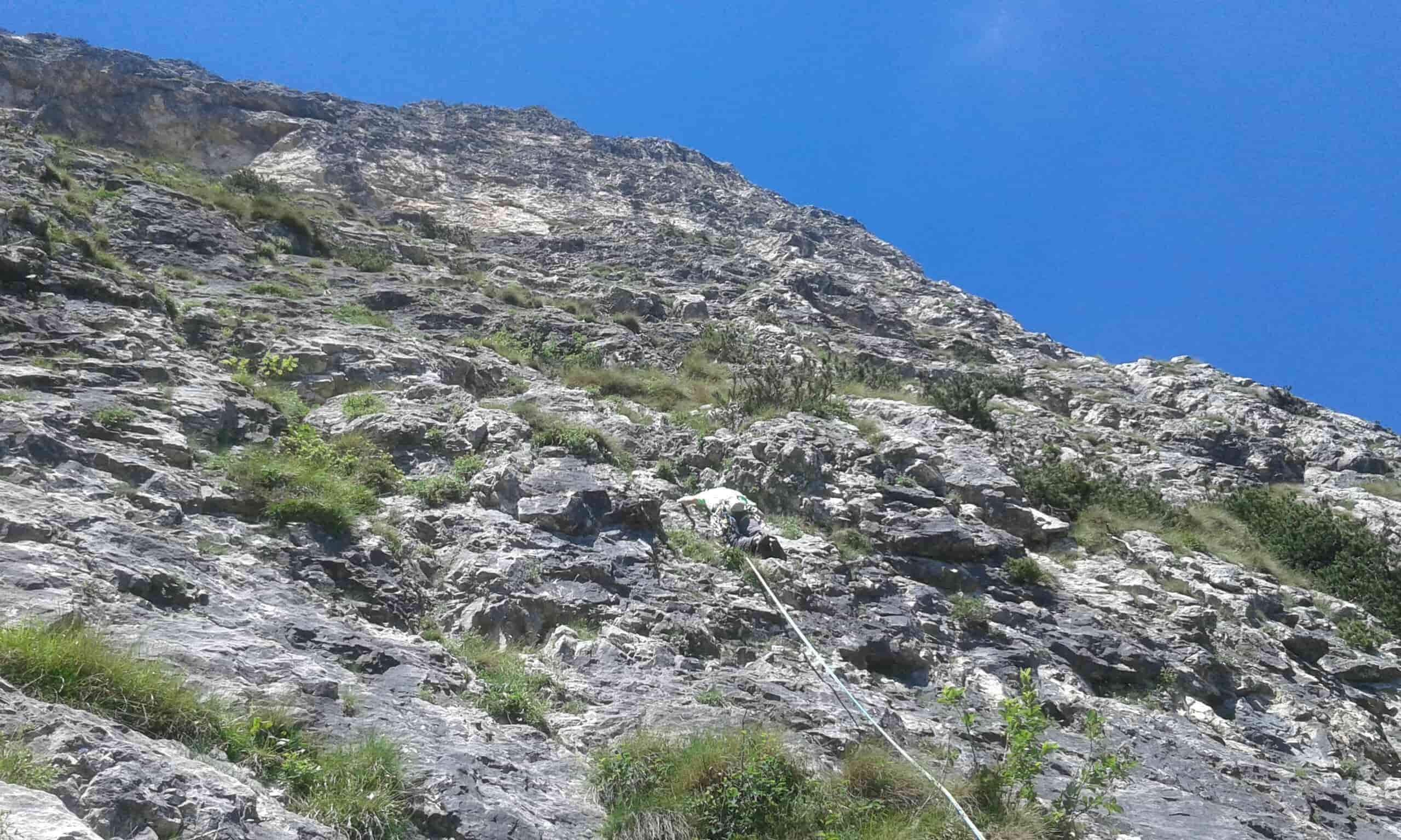 Due vie di arrampicata sul Baffelan firmate Michele Guerrini - Oliunìd on the route