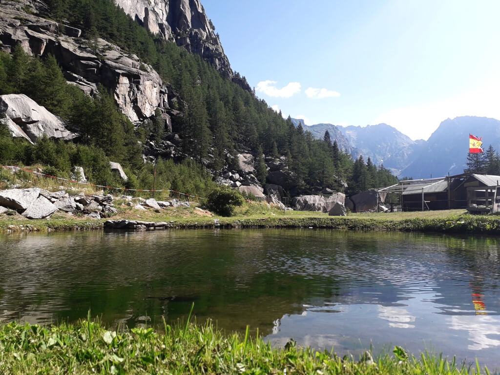 Fare boulder in Valle dell’Orco
