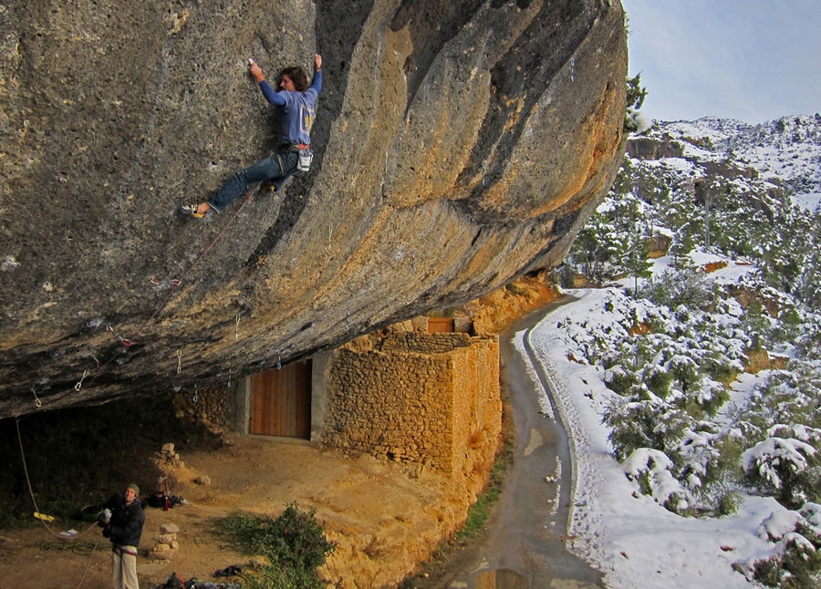 Arrampicare a Margalef - Oliunìd is crag