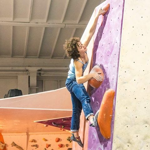 Allenare la resistenza alla forza in arrampicata - Oliunìd is training