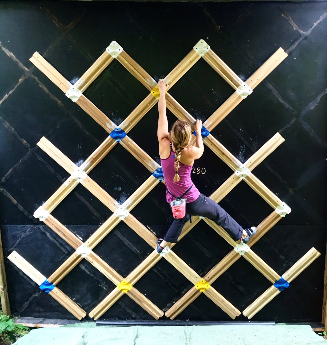 Oliunìd is training: Lattice Training!
