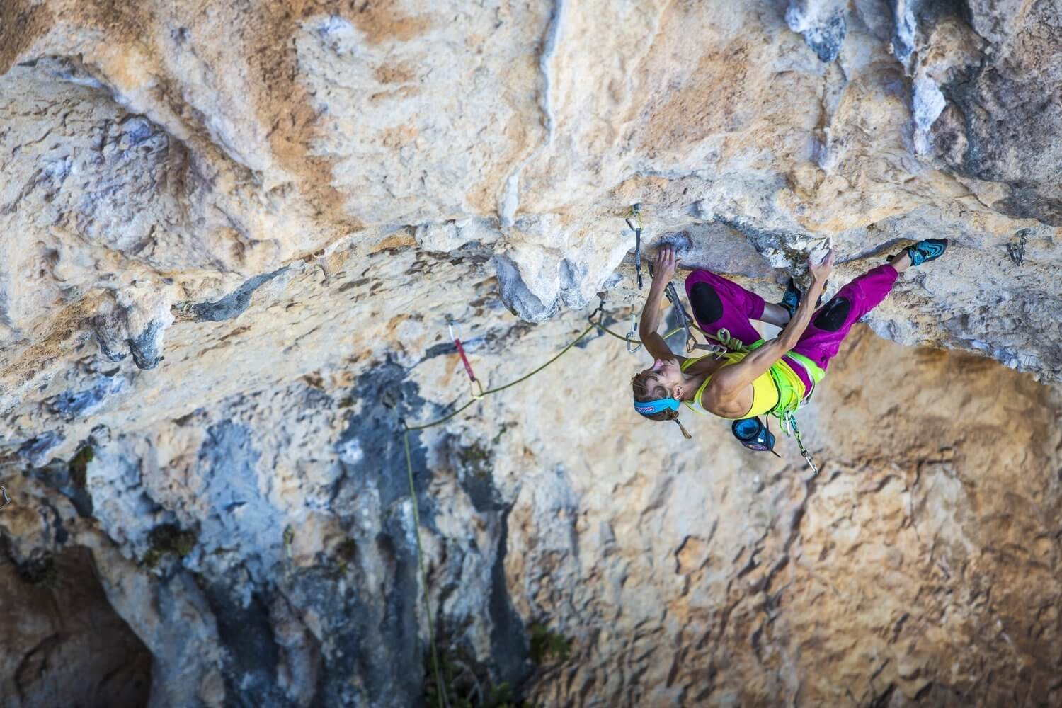 Nel 2017 Angela Eiter firma la storia dell'arrampicata con la prima femminile di un 9b.