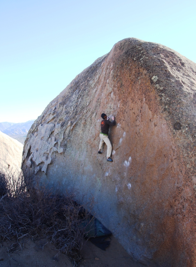 Come affrontare l'arrampicata di aderenza in placca