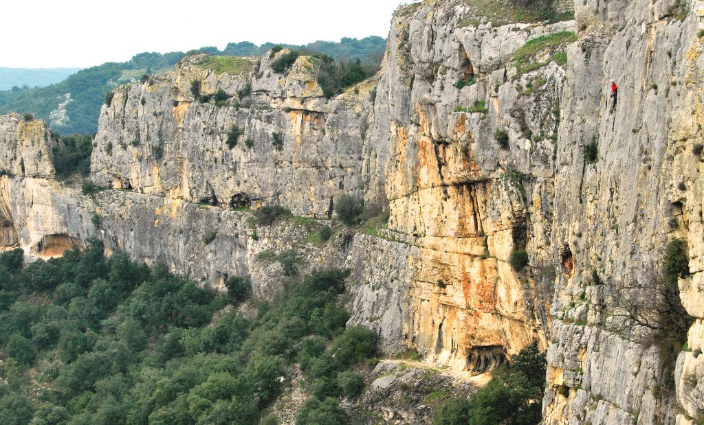 Come arrampicare bene in falesia